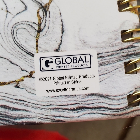 New never used 2021-2022 Academic yr Planner gold colored edges front corners - Picture 7 of 9